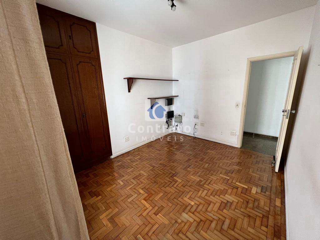 Sobrado em Santos, no bairro Aparecida