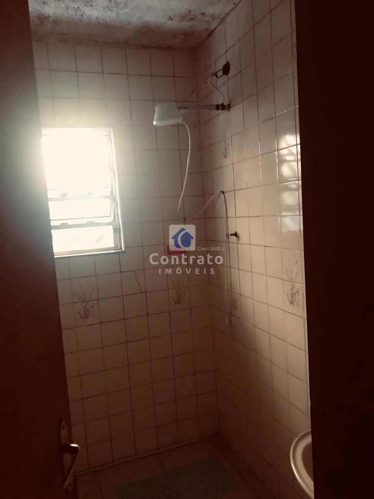 Casa em São Vicente, no bairro Vila São Jorge