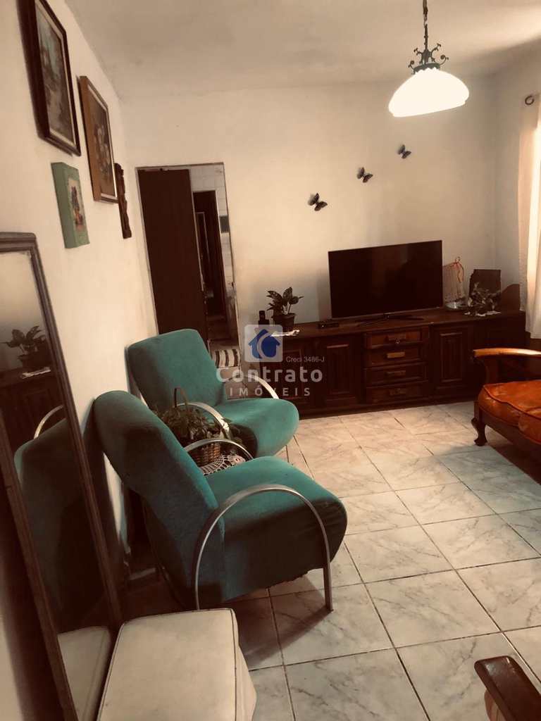 Casa em São Vicente, no bairro Vila São Jorge