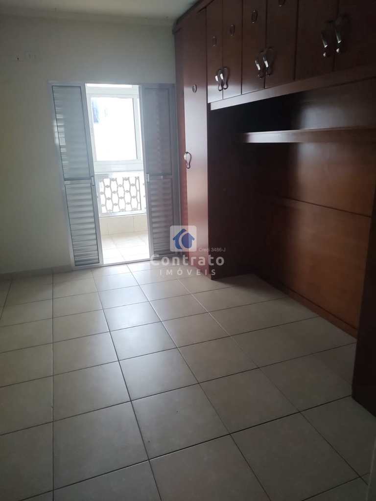 Apartamento em São Vicente, no bairro Itararé