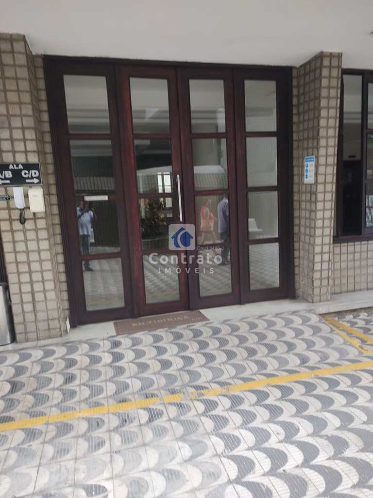 Apartamento em São Vicente, no bairro Itararé
