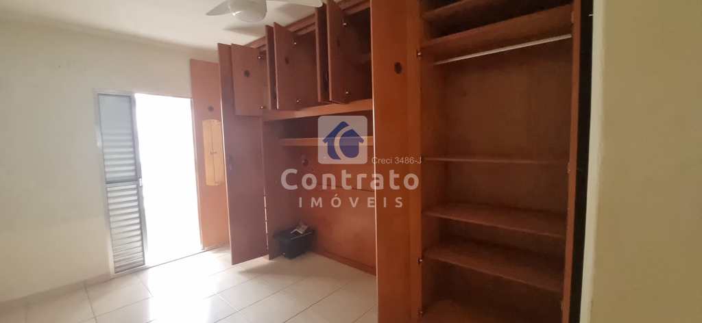 Apartamento em São Vicente, no bairro Itararé