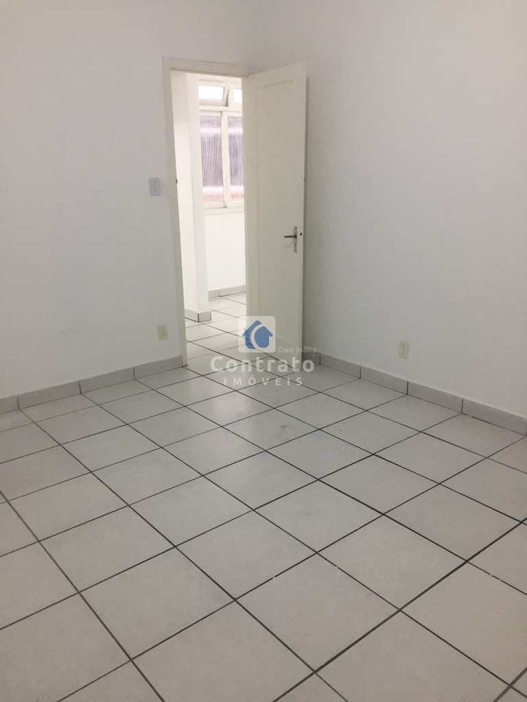 Apartamento em São Vicente, no bairro Itararé