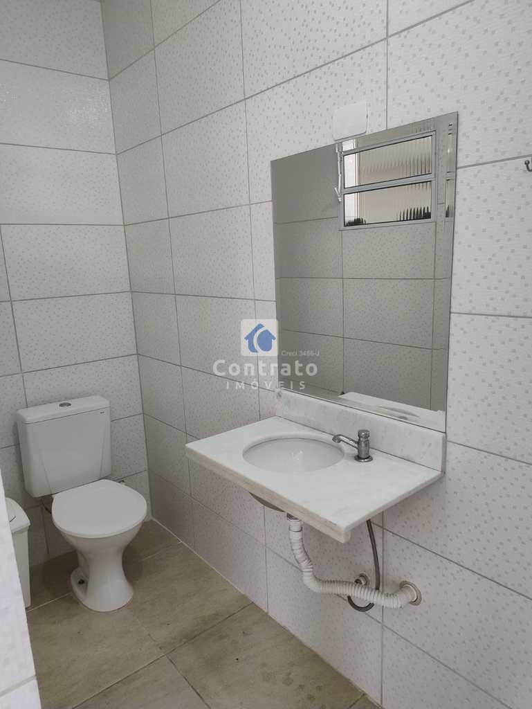 Casa em São Vicente, no bairro Vila São Jorge