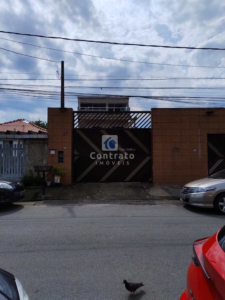 Casa em São Vicente, no bairro Vila São Jorge