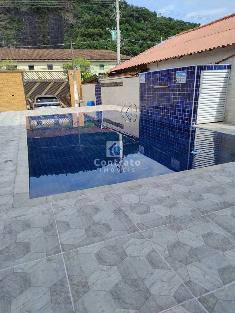 Casa em São Vicente, no bairro Vila São Jorge