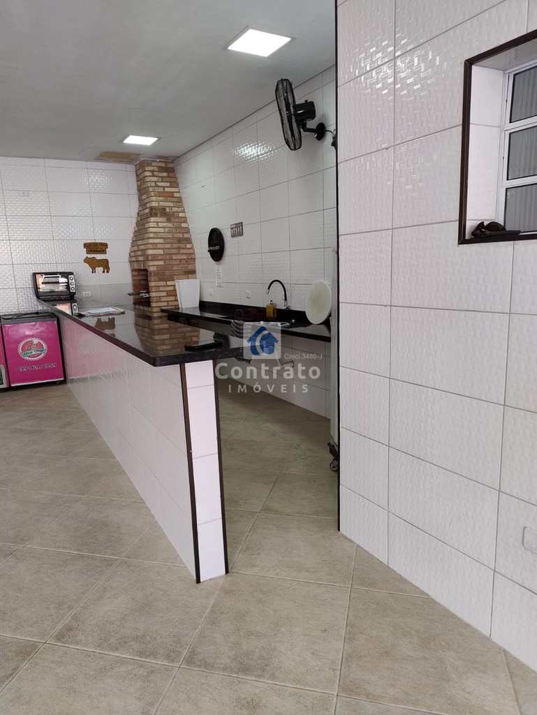 Casa em São Vicente, no bairro Vila São Jorge