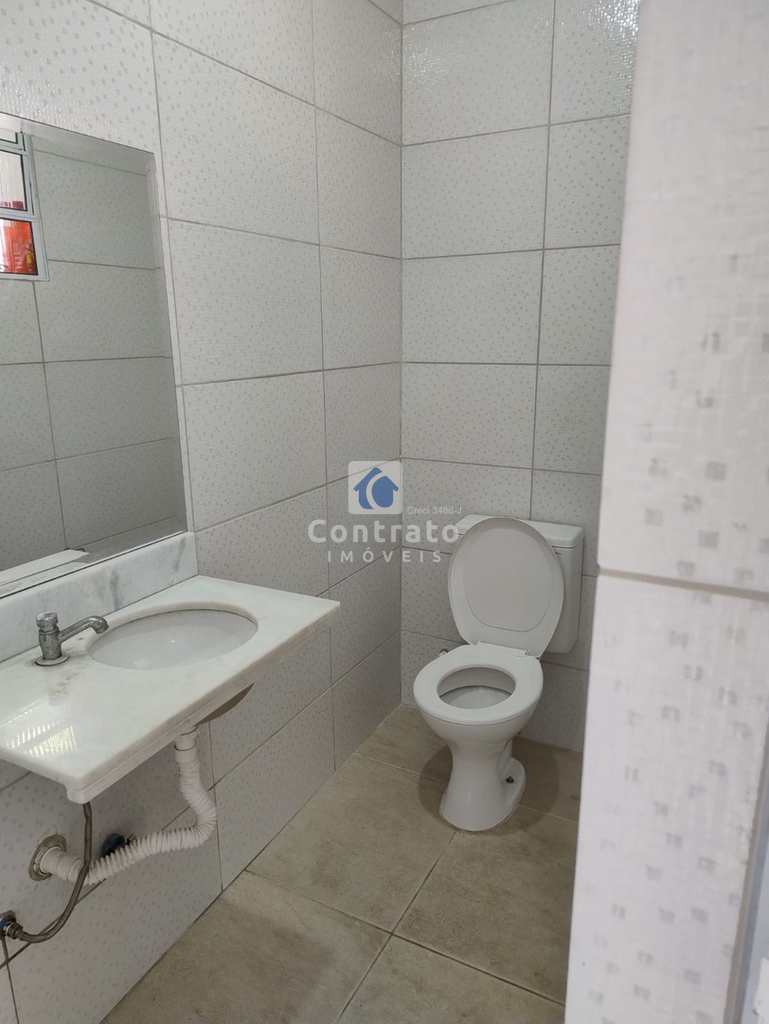 Casa em São Vicente, no bairro Vila São Jorge
