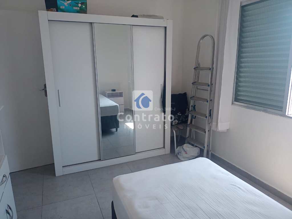 Apartamento em São Vicente, no bairro Centro