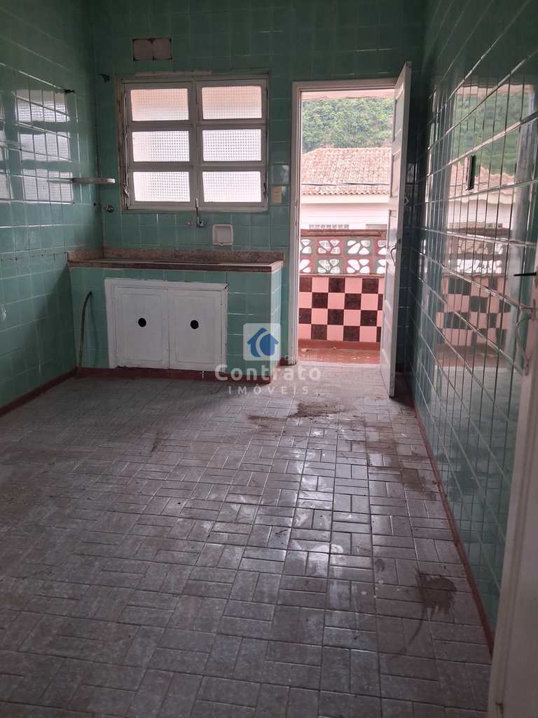 Casa em São Vicente, no bairro Vila São Jorge