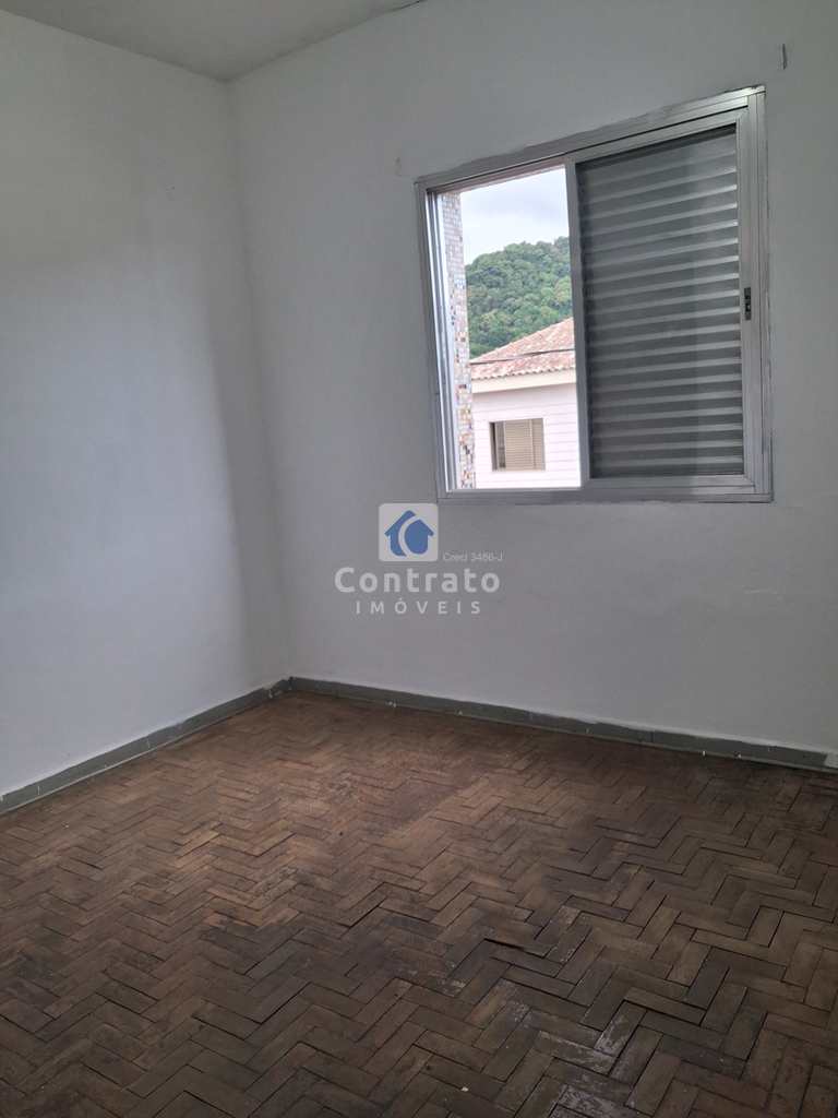 Casa em São Vicente, no bairro Vila São Jorge