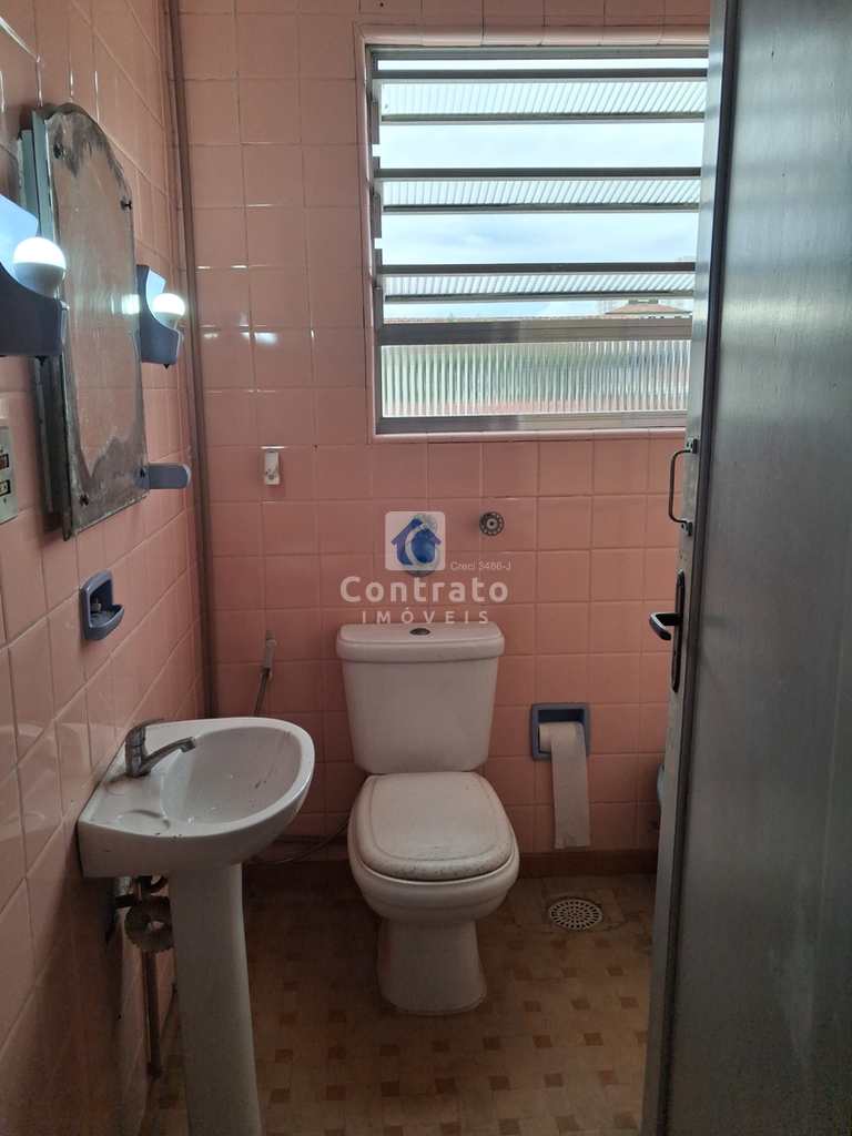 Casa em São Vicente, no bairro Vila São Jorge