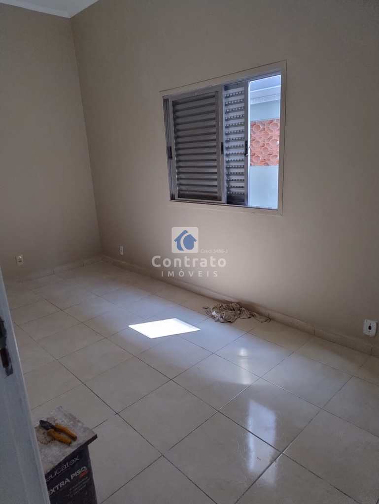 Casa em São Vicente, no bairro Jardim Independência