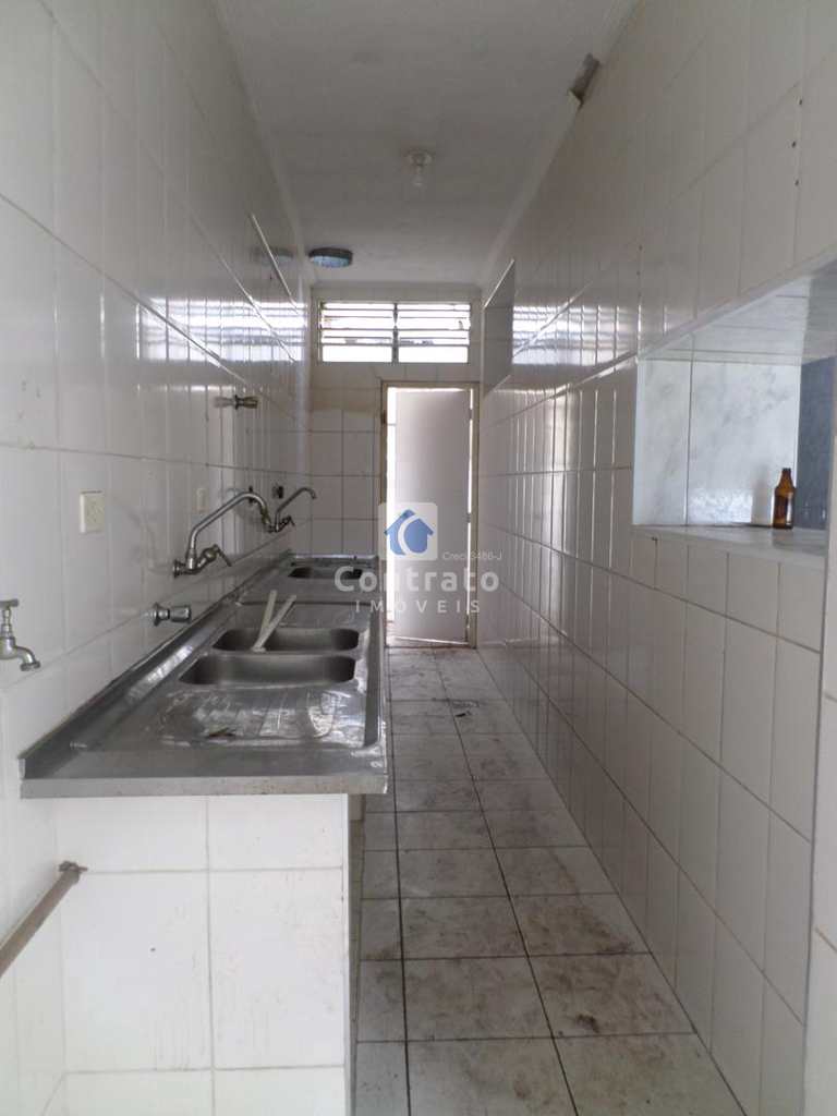 Prédio Comercial em Santos, no bairro Vila Mathias