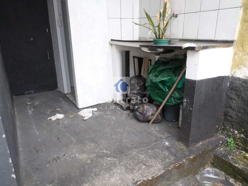 Prédio Comercial em Santos, no bairro Vila Mathias