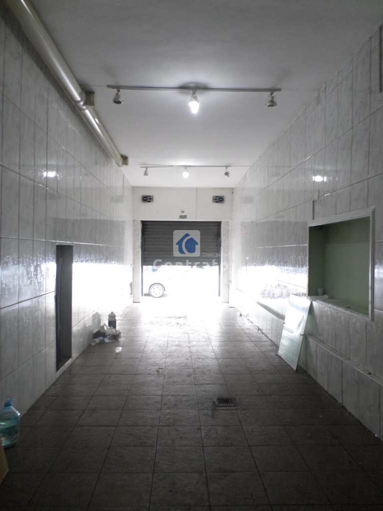 Prédio Comercial em Santos, no bairro Vila Mathias