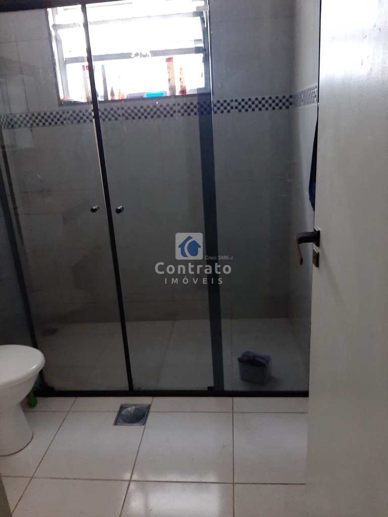 Casa em São Vicente, no bairro Vila Voturua