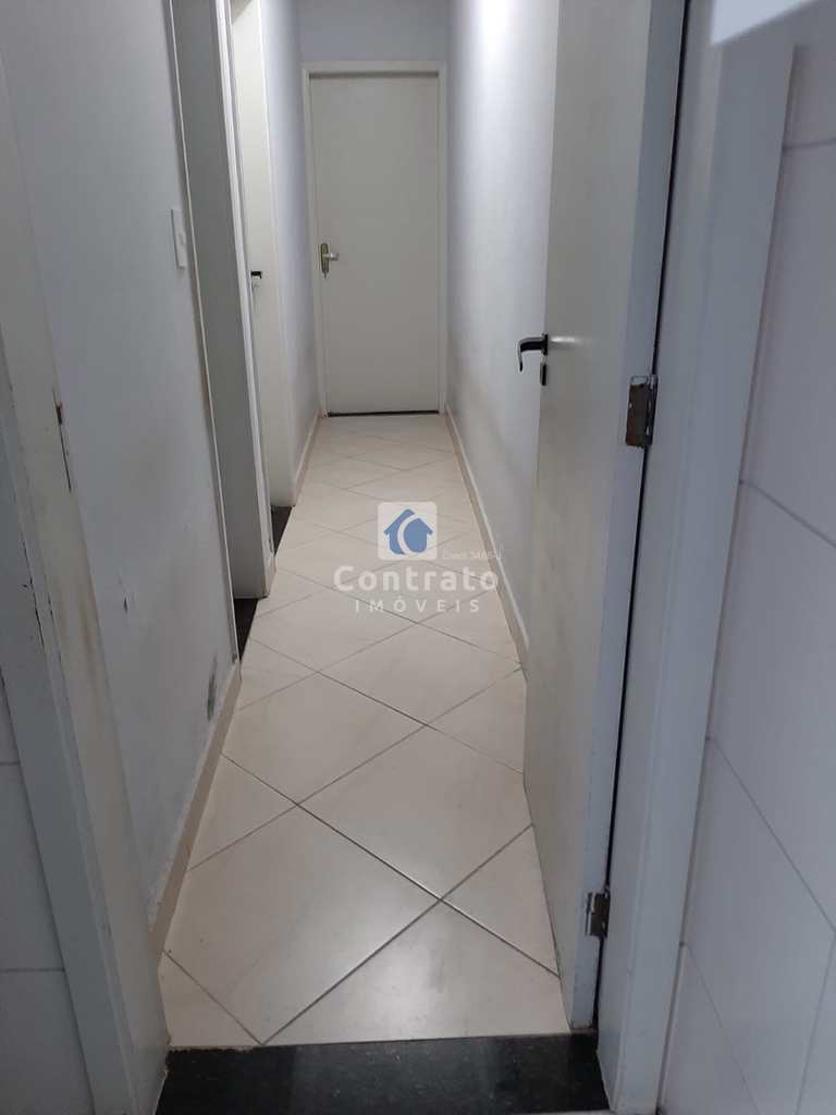Casa em São Vicente, no bairro Vila Voturua