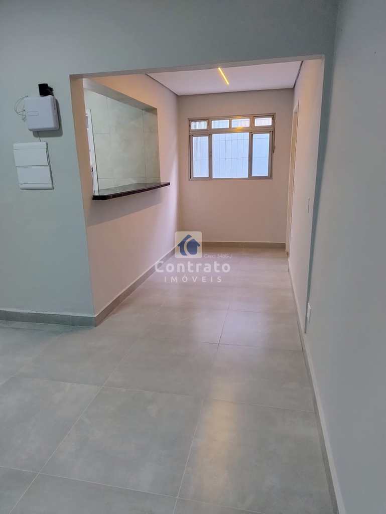 Casa em São Vicente, no bairro Vila Valença