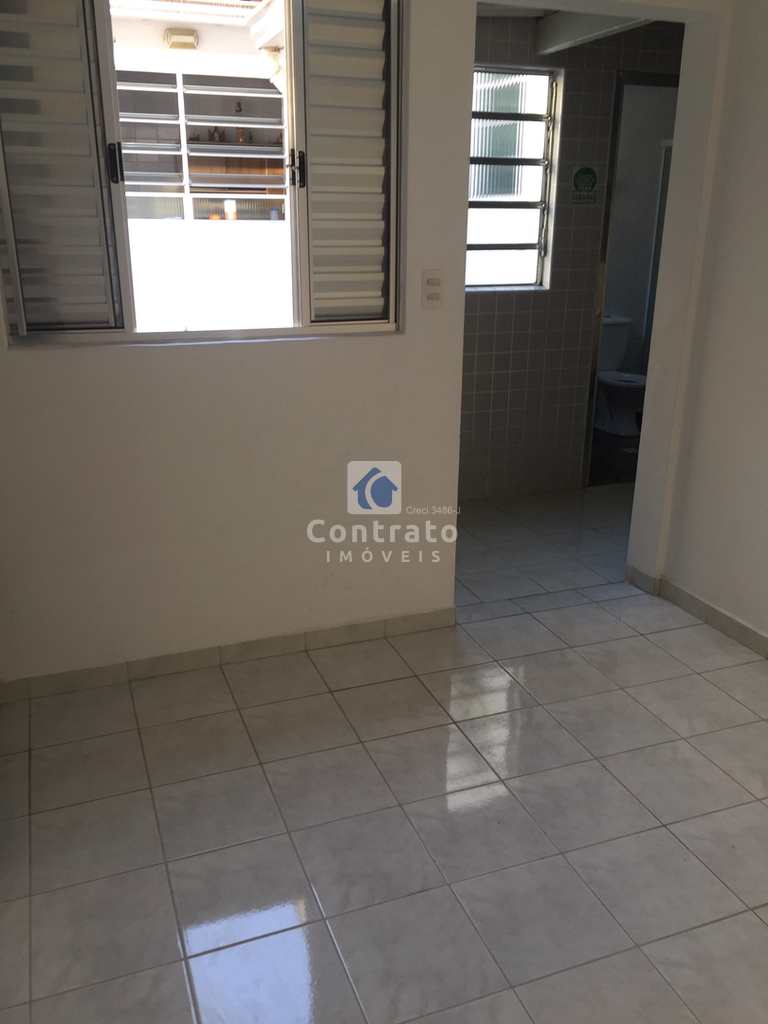 Casa em São Vicente, no bairro Vila Cascatinha