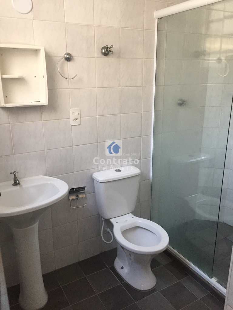 Casa em São Vicente, no bairro Vila Cascatinha
