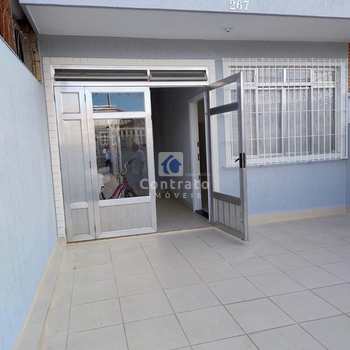 Sobrado em São Vicente, bairro Vila Cascatinha