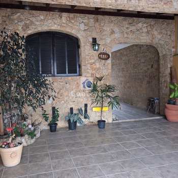 Casa em São Vicente, bairro Vila Valença