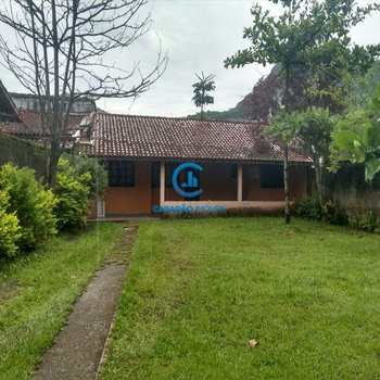 Casa em Caraguatatuba, bairro Martim de Sá