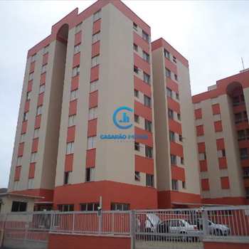 Apartamento em Caraguatatuba, bairro Sumaré