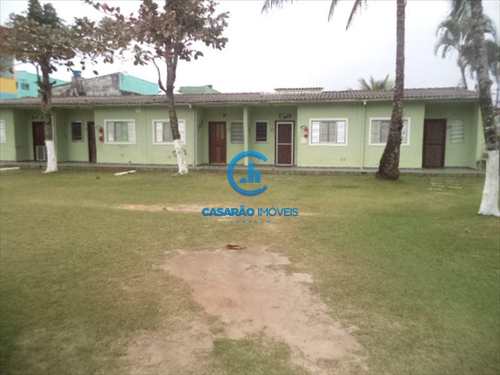 Casa, código 1323 em Caraguatatuba, bairro Massaguaçu