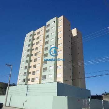 Apartamento em Caraguatatuba, bairro Sumaré