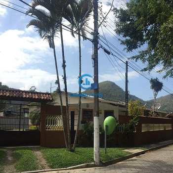 Casa em Caraguatatuba, bairro Martim de Sá