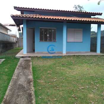 Casa em Caraguatatuba, bairro Massaguaçu