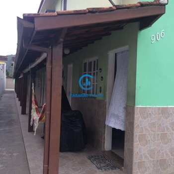 Sobrado de Condomínio em Caraguatatuba, bairro Jardim Casa Branca