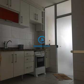 Apartamento em Caraguatatuba, bairro Jardim Aruan