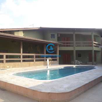 Casa em Caraguatatuba, bairro Jardim Britânia