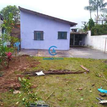 Casa em Caraguatatuba, bairro Portal da Fazendinha