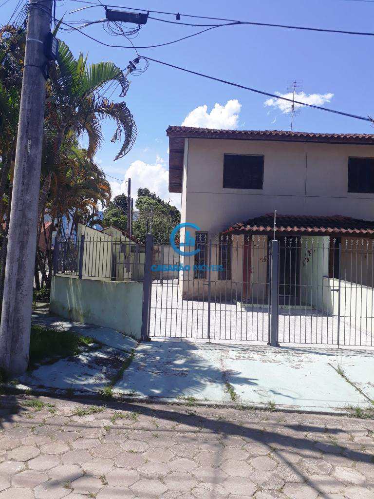 Sobrado de Condomínio em Caraguatatuba, no bairro Martim de Sá