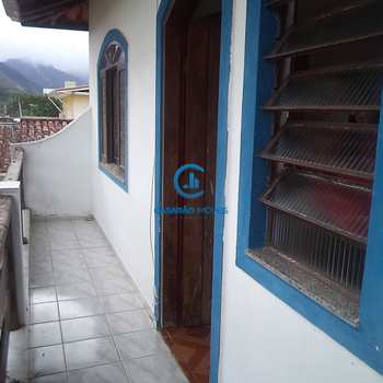 Casa em Caraguatatuba, bairro Martim de Sá