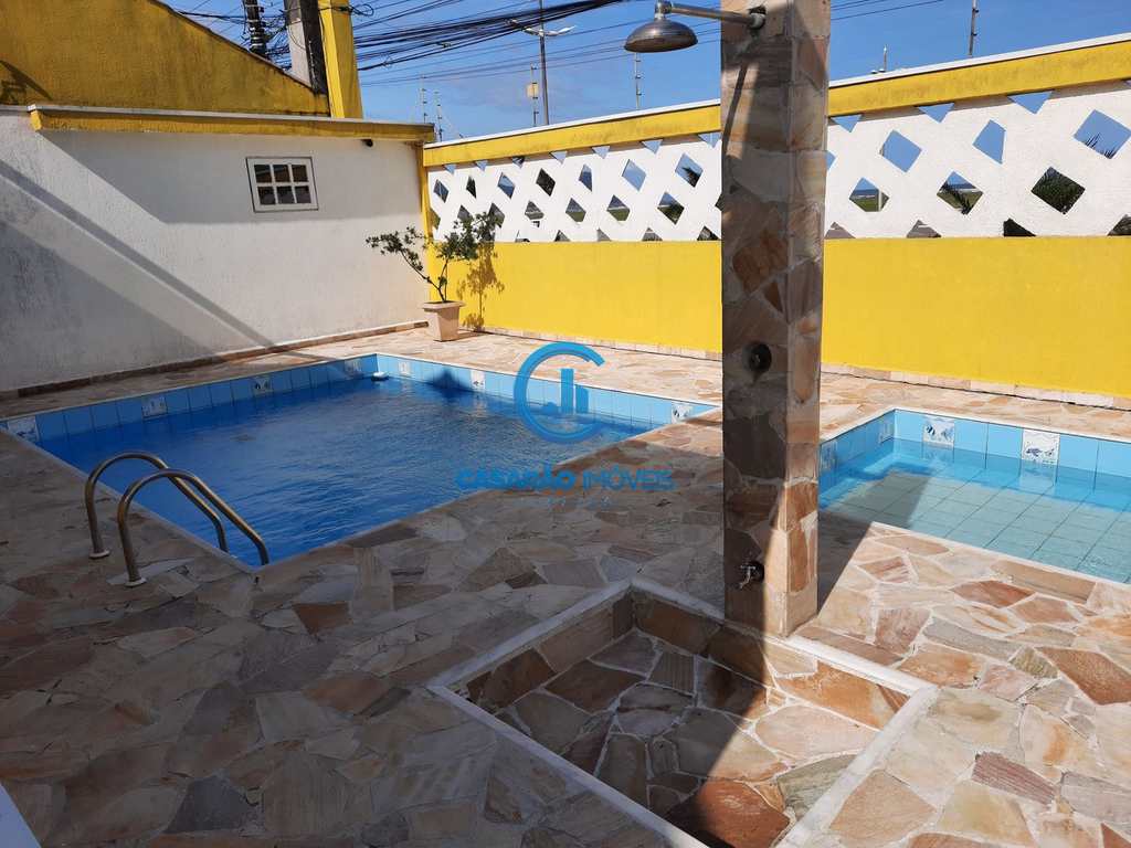 Sobrado de Condomínio em Caraguatatuba, no bairro Jardim Aruan