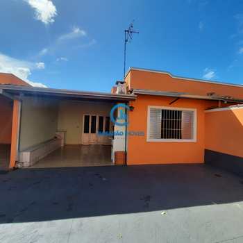 Casa em Caraguatatuba, bairro Sumaré