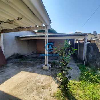 Casa em São Sebastião, bairro Canto do Mar