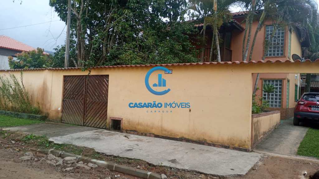 Sobrado em Caraguatatuba, no bairro Portal da Fazendinha