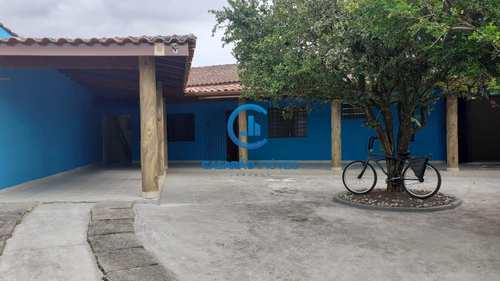 Casa, código 9254 em Caraguatatuba, bairro Poiares