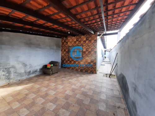 Casa, código 9258 em Caraguatatuba, bairro Porto Novo