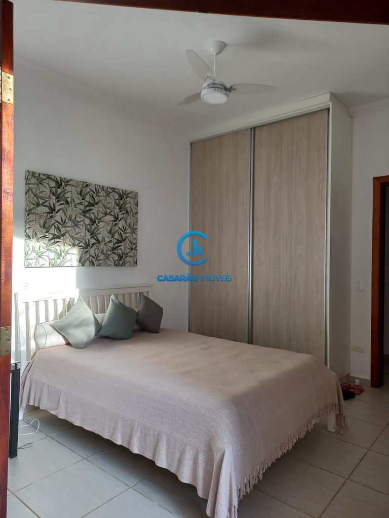 Casa em Caraguatatuba, no bairro Balneário Copacabana