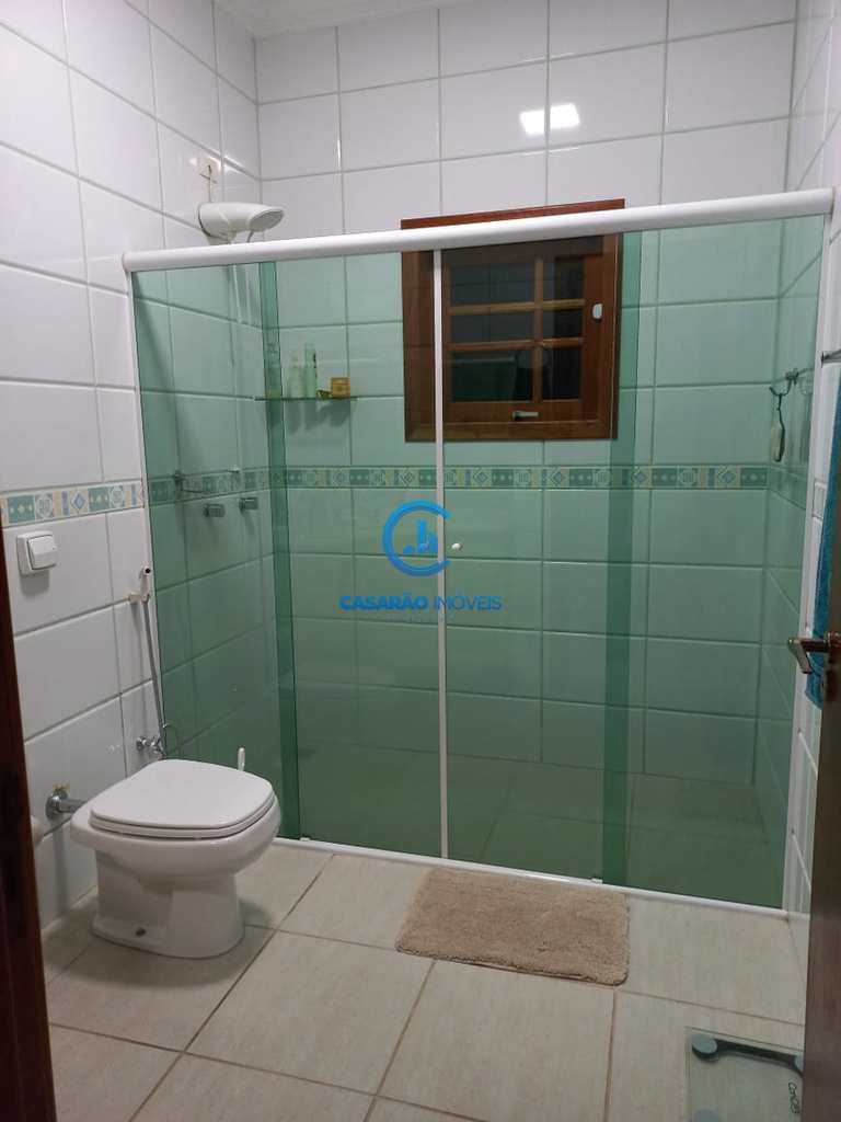 Casa em Caraguatatuba, no bairro Balneário Copacabana