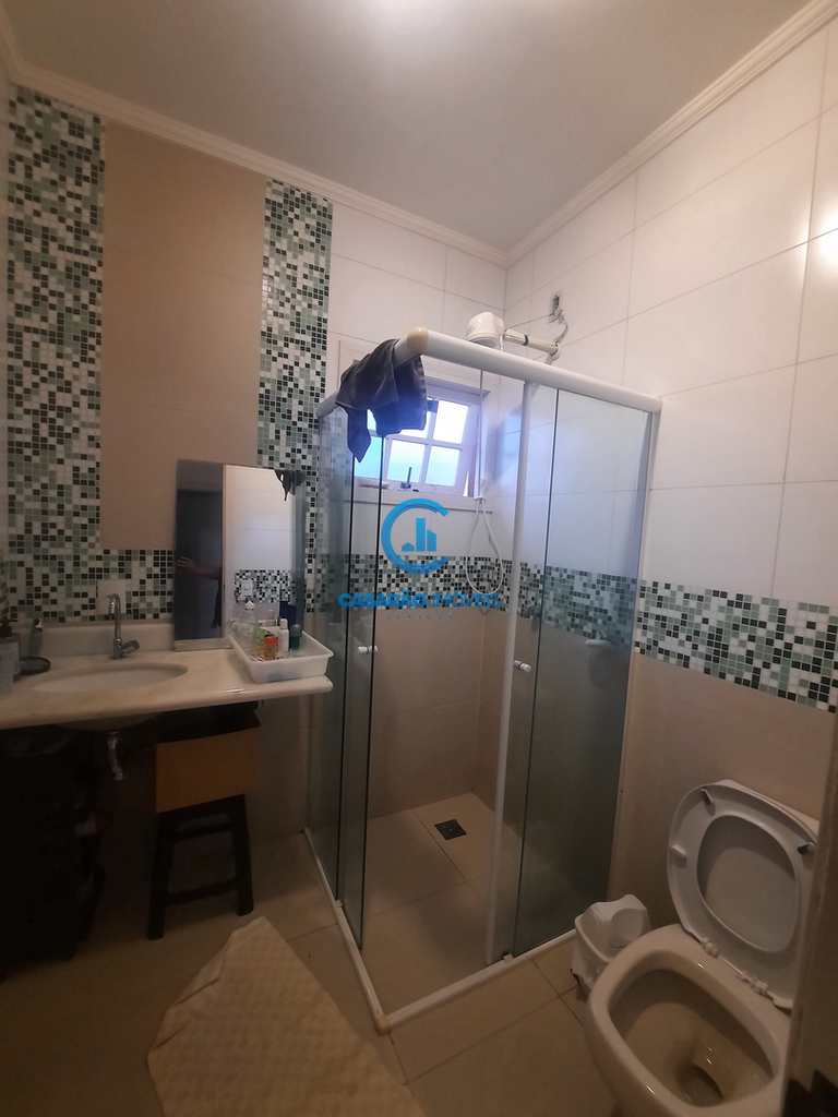 Sobrado em Caraguatatuba, no bairro Caputera