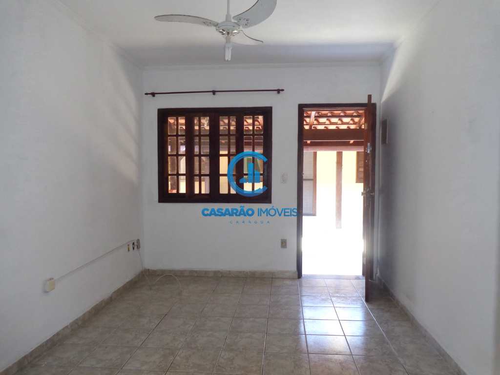 Casa de Condomínio em Caraguatatuba, no bairro Martim de Sá