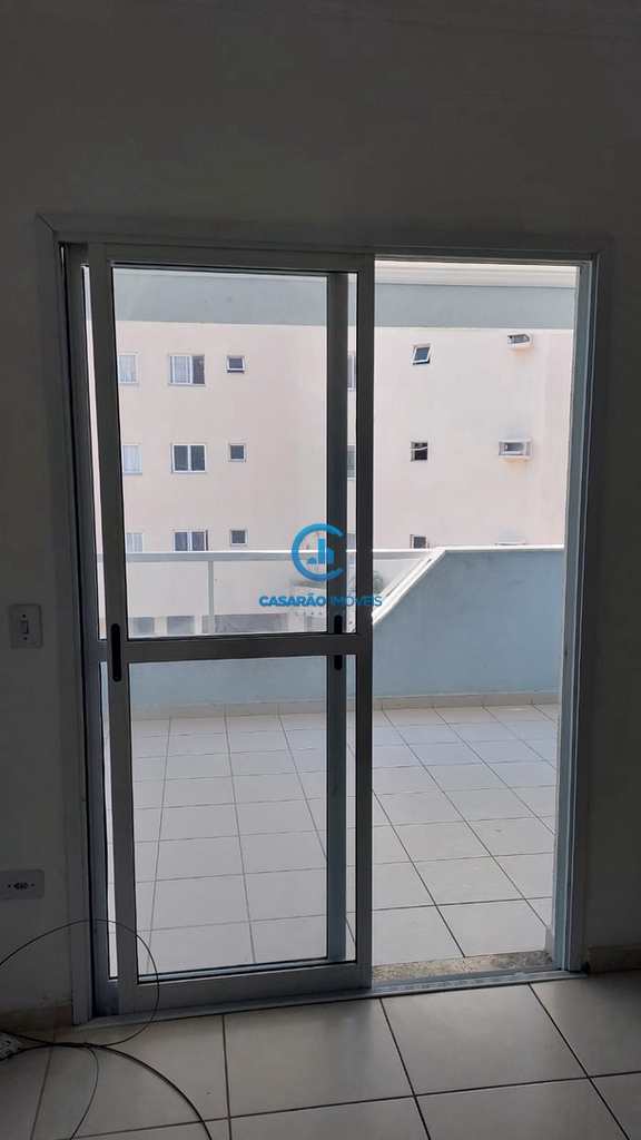 Apartamento em Caraguatatuba, no bairro Aruan